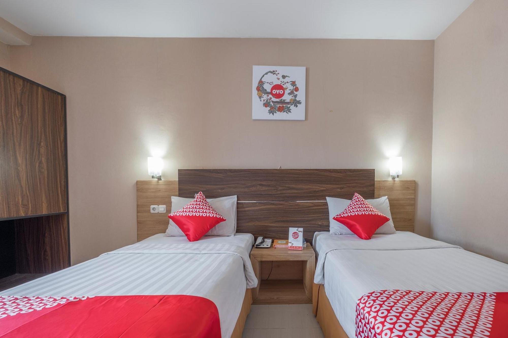 โอโย 1081 ออลสัน ซิตี้ โฮเต็ล มากัสซาร์ Hotel มากาซาร์ ภายนอก รูปภาพ